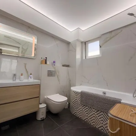 Penthouse Hanul Cu Peste Mamaia Nord Apartman *